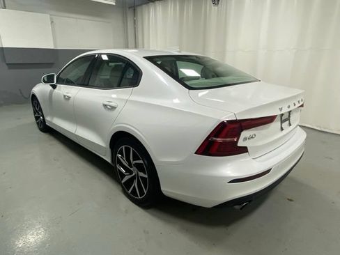 Used 2020 Volvo S60 T5 Momentum w/ Protection Package FWD image 2