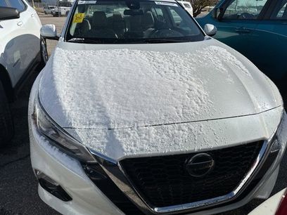 Used 2021 Nissan Altima 2.5 SL