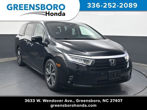Used 2023 Honda Odyssey Touring image 1