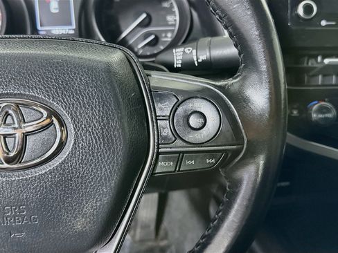 Used 2023 Toyota Camry SE FWD image 15