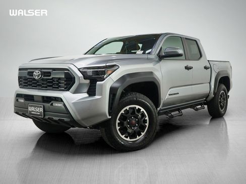 Used 2025 Toyota Tacoma TRD Off-Road w/ TRD Off Road Upgrade Package AWD/4WD image 1