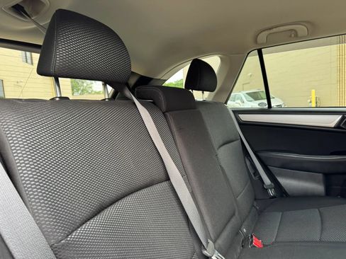 Used 2017 Subaru Outback 2.5i Premium AWD/4WD image 31