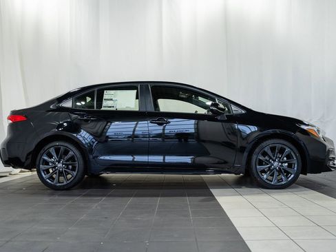 New 2026 Toyota Corolla SE image 3