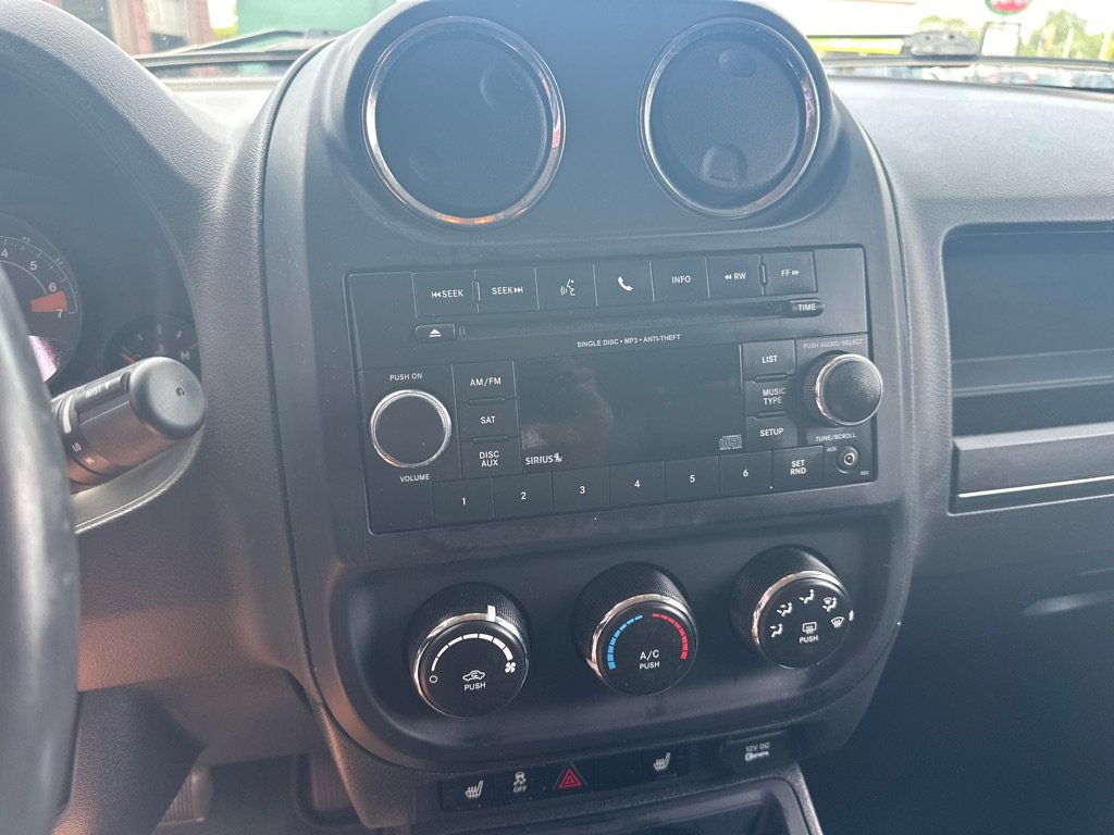 Used 2016 Jeep Patriot Sport w/ Power Value Group FWD image 21
