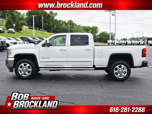 Used 2018 GMC Sierra 2500 SLT w/ Duramax Plus Package AWD/4WD image 6