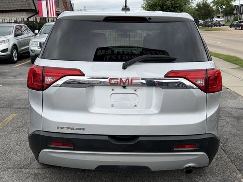 Used 2017 GMC Acadia SLE FWD image 5