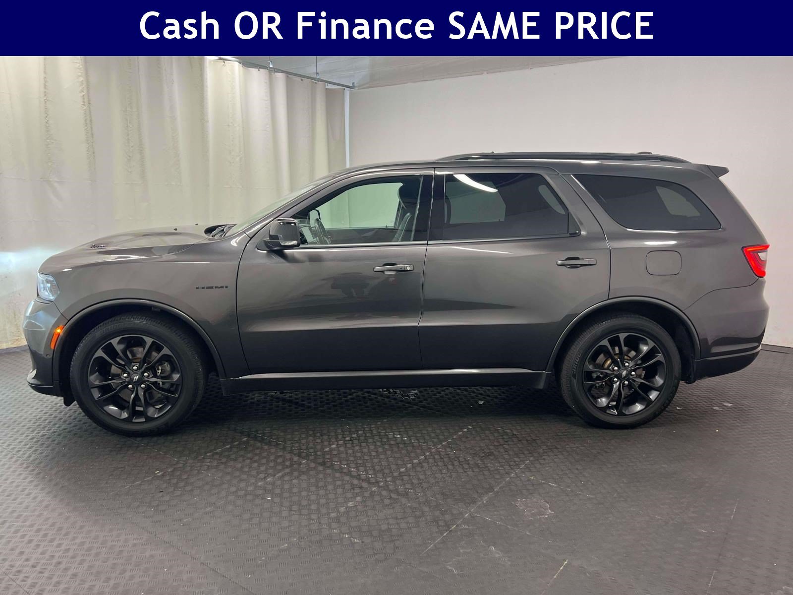 Certified 2021 Dodge Durango R/T w/ Blacktop Package AWD/4WD image 9