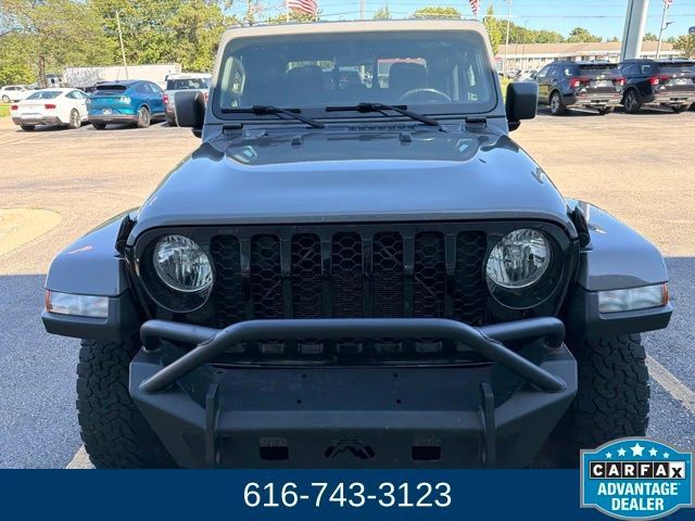 Used 2021 Jeep Gladiator Sport AWD/4WD image 2