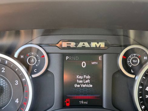 New 2026 RAM 5500 Tradesman w/ Chrome Appearance Group AWD/4WD image 15
