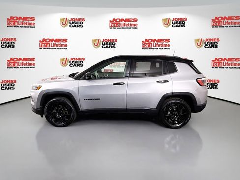 Used 2023 Jeep Compass Latitude w/ Convenience Group AWD/4WD image 12