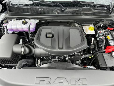 New 2026 RAM 1500 Big Horn AWD/4WD image 9