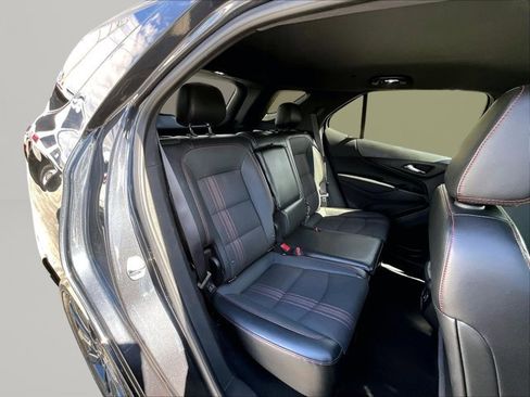 Used 2023 Chevrolet Equinox RS image 28