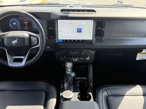 New 2026 Ford Bronco Badlands AWD/4WD image 11