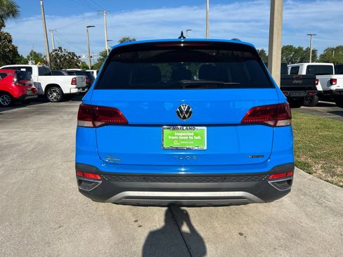 Used 2023 Volkswagen Taos SEL AWD/4WD image 4