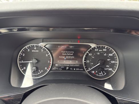 Certified 2025 Nissan Pathfinder SV image 17