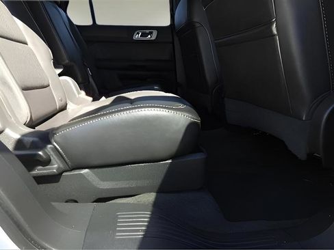 Used 2014 Ford Explorer Sport w/ Equipment Group 401A AWD/4WD image 14
