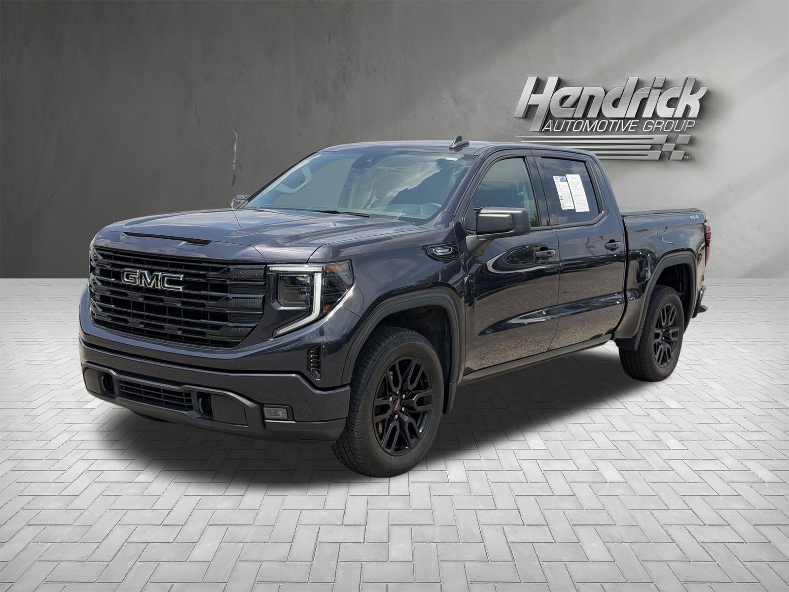 Used 2025 GMC Sierra 1500 Elevation AWD/4WD image 5