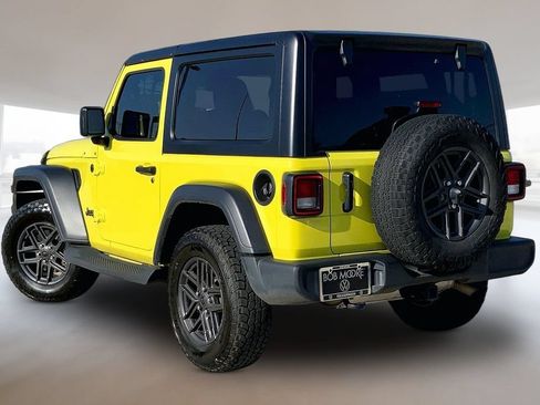 Used 2024 Jeep Wrangler Sport AWD/4WD image 11