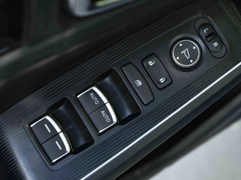 Certified 2025 Honda Civic Sport Touring image 38