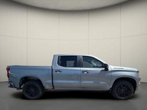 Used 2024 Chevrolet Silverado 1500 Custom RWD image 8