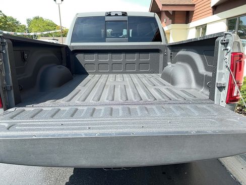 New 2026 RAM 2500 Laramie AWD/4WD image 20