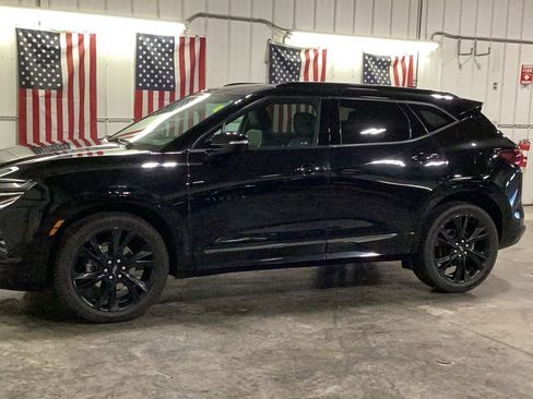 Used 2022 Chevrolet Blazer RS w/ Enhanced Convenience Package AWD/4WD image 2