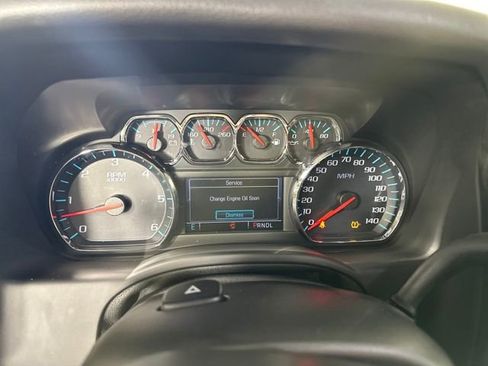 Used 2018 Chevrolet Suburban LT image 17