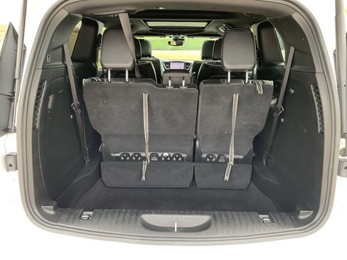 Used 2025 Chrysler Pacifica Limited FWD image 41