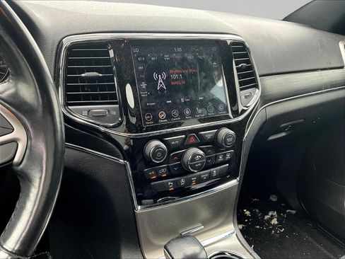 Used 2020 Jeep Grand Cherokee Limited w/ Luxury Group II AWD/4WD image 9