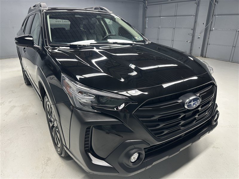 Used 2023 Subaru Outback Onyx Edition AWD/4WD image 9