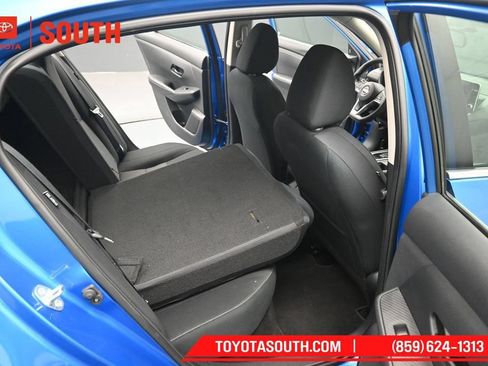Used 2024 Nissan Sentra SV FWD image 25