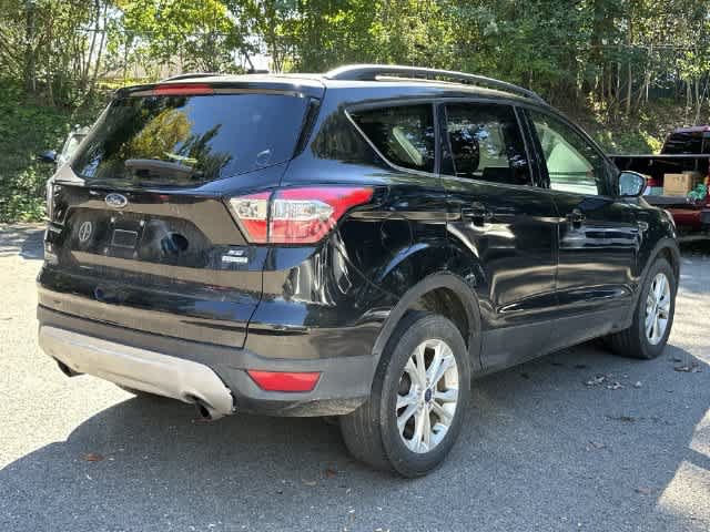 Used 2018 Ford Escape SE FWD image 22
