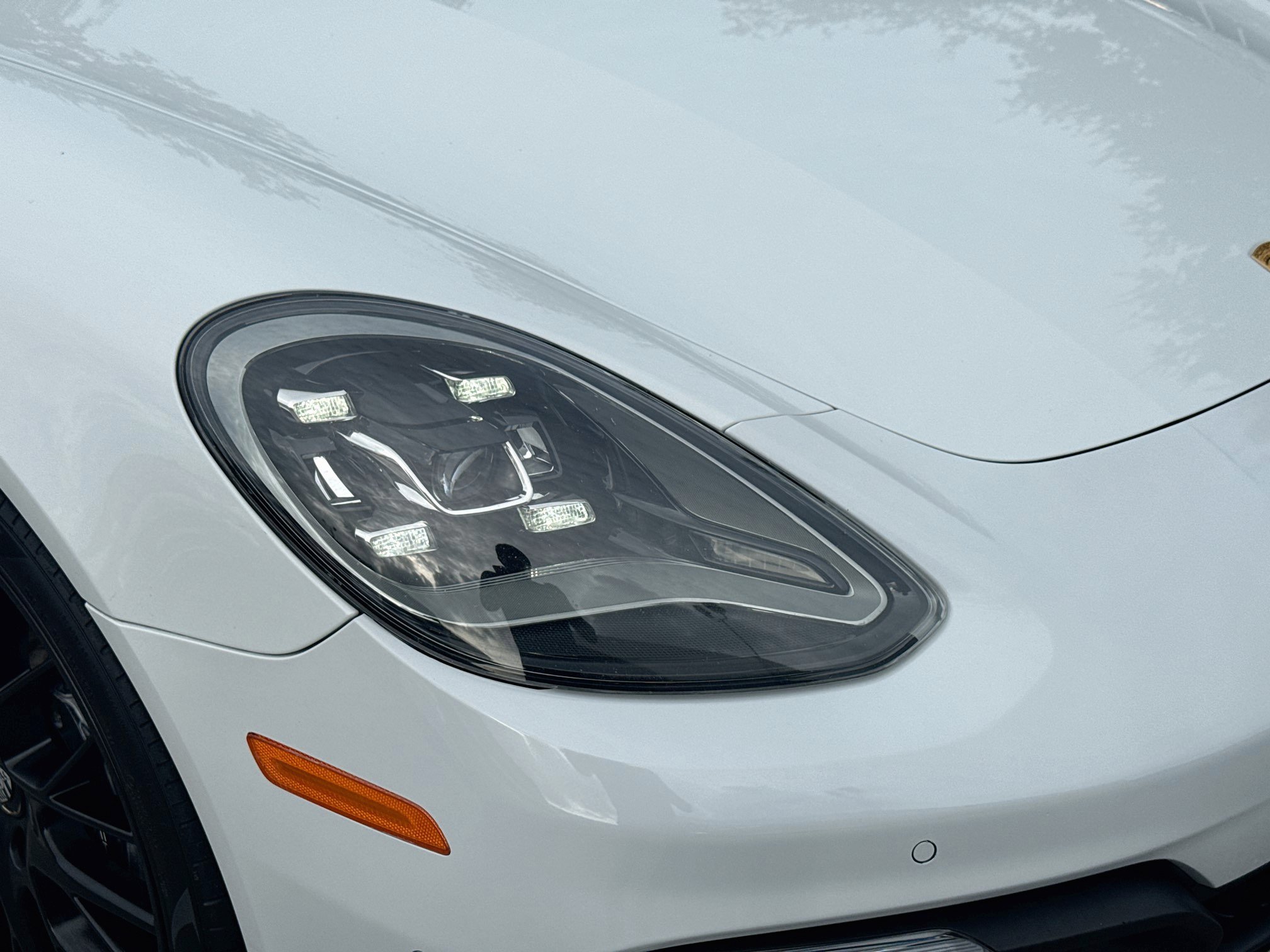 Used 2023 Porsche Panamera w/ Premium Package RWD image 35