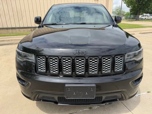 Used 2020 Jeep Grand Cherokee Altitude RWD image 7