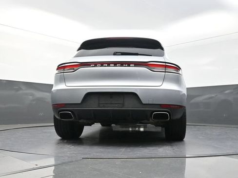 Used 2019 Porsche Macan AWD/4WD image 36