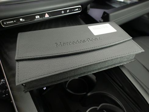 Used 2025 Mercedes-Benz E 350 4MATIC Sedan image 54