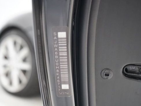 Used 2017 Jaguar F-TYPE S image 31