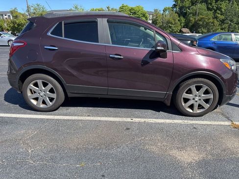Used 2017 Buick Encore Premium w/ Experience Buick Package FWD image 2