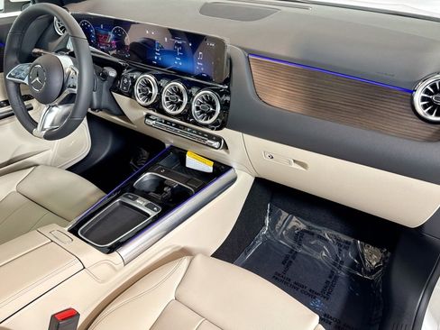 New 2026 Mercedes-Benz GLA 250 4MATIC image 27