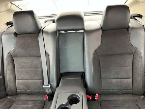 Used 2010 Ford Taurus SHO image 14