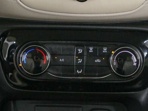 Used 2020 Buick Encore GX Preferred FWD image 20