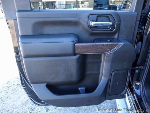 Used 2022 GMC Sierra 2500 Denali image 22