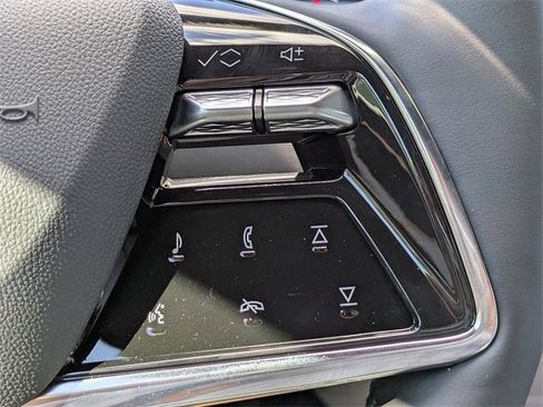 New 2026 Cadillac Lyriq Luxury image 28