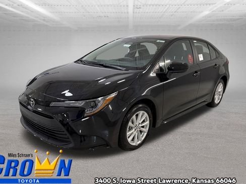New 2026 Toyota Corolla LE FWD image 1