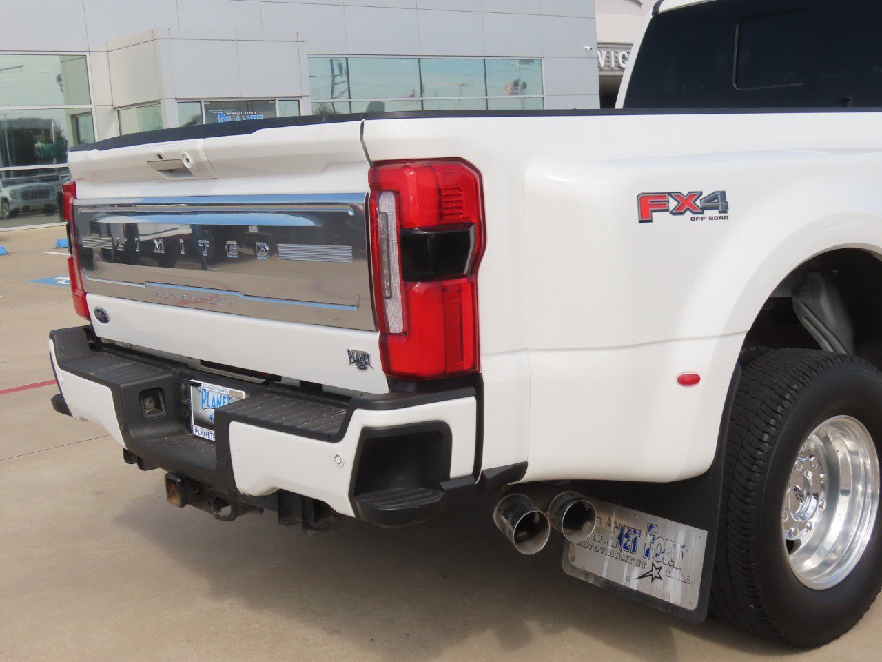 Used 2024 Ford F350 Limited w/ FX4 Off-Road Package AWD/4WD image 12