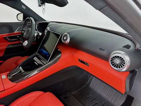 Used 2024 Mercedes-Benz AMG GT 55 image 31