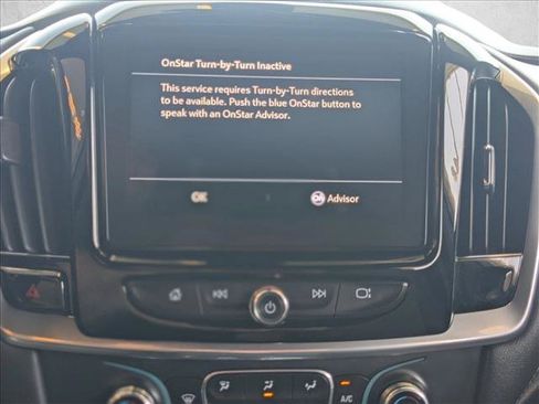 Used 2023 Chevrolet Traverse LT FWD image 13