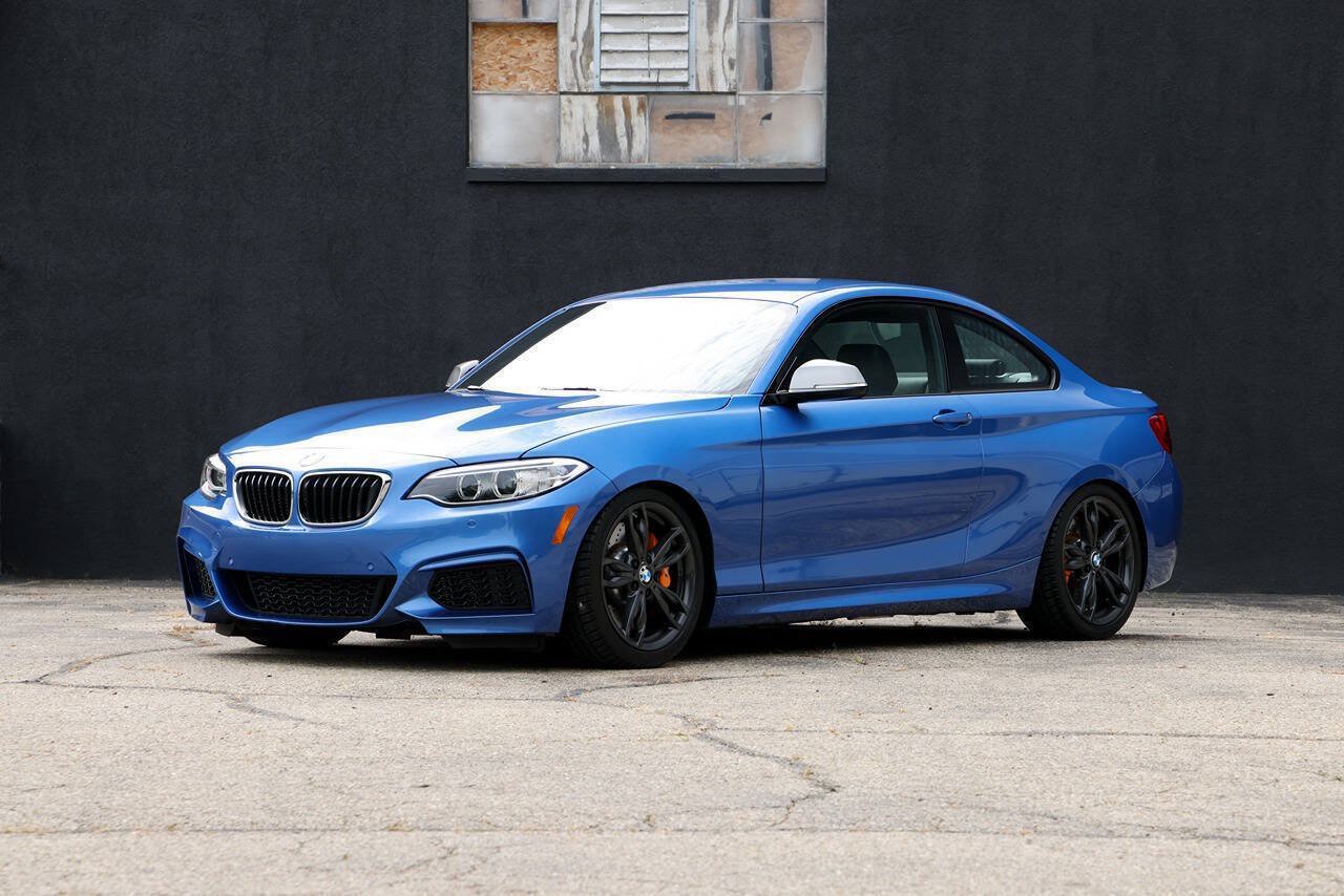 Used 2017 BMW M240i Coupe RWD image 1