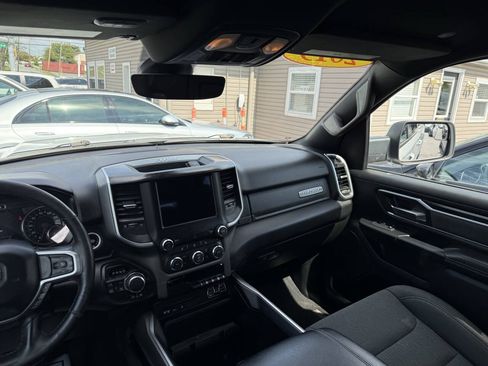 Used 2019 RAM 1500 Big Horn AWD/4WD image 12
