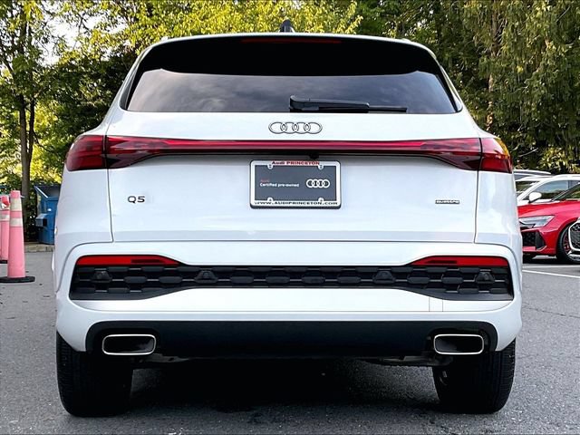 Certified 2025 Audi Q5 Premium w/ 19" Wheel Package AWD/4WD image 6